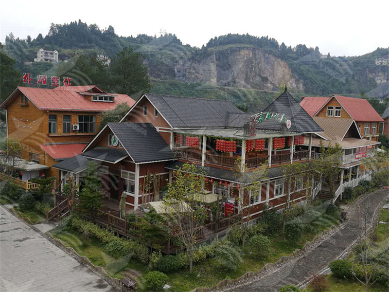 選擇合成樹脂瓦，為南方屋頂雨季防水護(hù)航